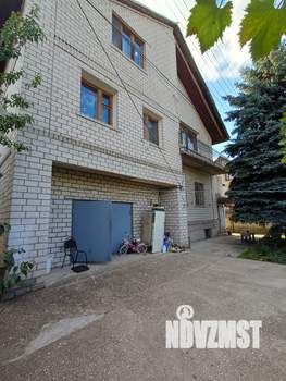 Дом 320м&sup2;, 3-этажный, на длительный срок, 