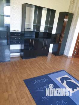 Дом 250м&sup2;, 2-этажный, на длительный срок, 