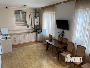 Дом 250м², 2-этажный, на длительный срок, 