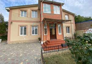 Дом 253м&sup2;, 2-этажный, на длительный срок, 