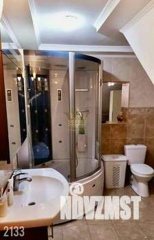 Дом 208м², 2-этажный, на длительный срок, 