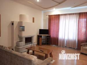 Дом 160м², 2-этажный, на длительный срок, 