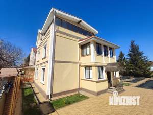 Дом 346м², 3-этажный, на длительный срок, 