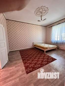 Дом 130м², 2-этажный, на длительный срок, 