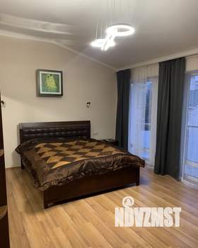 Дом 280м², 2-этажный, на длительный срок, 