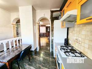 Дом 64м&sup2;, 2-этажный, на длительный срок, 