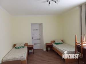 Дом 300м², 3-этажный, на длительный срок, 