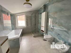 Дом 450м², 3-этажный, на длительный срок, 