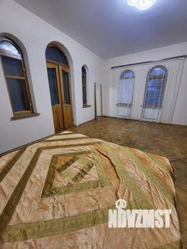 Дом 180м², 2-этажный, на длительный срок, 