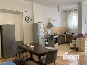 Дом 530м², 2-этажный, на длительный срок, 
