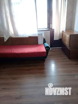 Дом 300м&sup2;, 2-этажный, на длительный срок, 