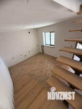 Коттедж 225м², 2-этажный, участок 4 сот.  