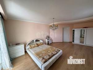 Дом 249м², 3-этажный, участок 6 сот.  