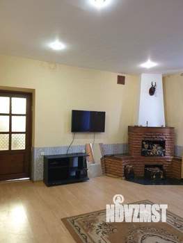 Дом 280м², 2-этажный, участок 5 сот.  