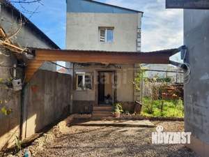 Дом 137м&sup2;, 2-этажный, участок 3 сот.  