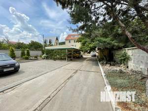 Дом 374м², 3-этажный, участок 30 сот.  