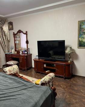 Дом 547м&sup2;, 4-этажный, участок 6 сот.  