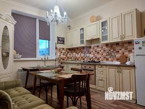 Дом 190м², 2-этажный, участок 8 сот.  