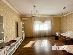 Дом 200м&sup2;, 2-этажный, участок 6 сот.  