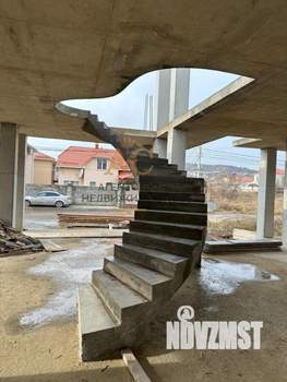 Дом 650м², 2-этажный, участок 8 сот.  