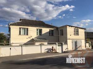 Дом 225м&sup2;, 2-этажный, участок 6 сот.  