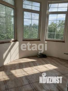 Дом 470м², 3-этажный, участок 9 сот.  