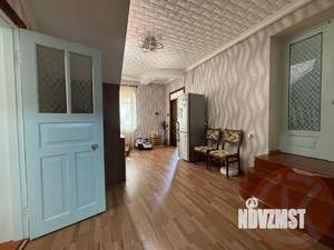 Дом 239м², 2-этажный, участок 6 сот.  