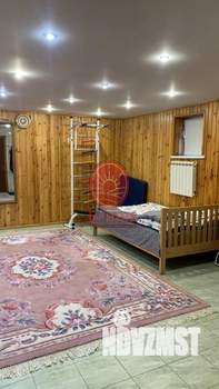 Дом 230м², 2-этажный, участок 6 сот.  