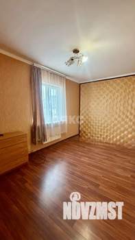 Дом 95м&sup2;, 2-этажный, участок 3 сот.  