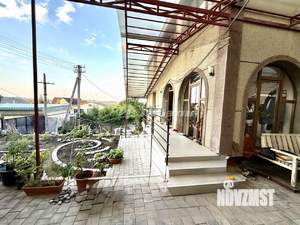 Дом 282м&sup2;, 2-этажный, участок 8 сот.  