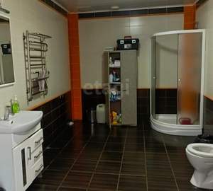 Дом 251м², 2-этажный, участок 2 сот.  