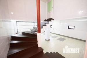 Дом 631м², 4-этажный, участок 6 сот.  