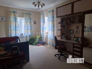 Дом 304м², 3-этажный, участок 5 сот.  