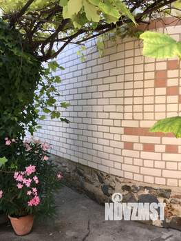 Дом 210м&sup2;, 2-этажный, участок 5 сот.  