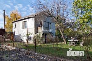 Дом 99м&sup2;, 2-этажный, участок 4 сот.  