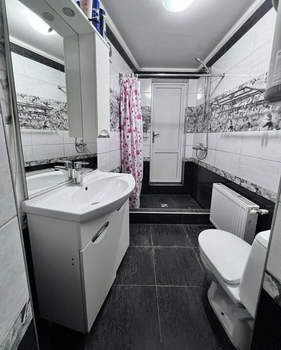 Дом 51м&sup2;, 2-этажный, участок 1 сот.  