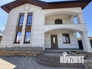 Дом 270м², 2-этажный, участок 8 сот.  