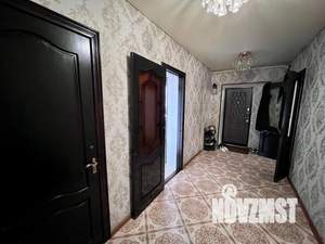 Дом 167м&sup2;, 2-этажный, участок 3 сот.  