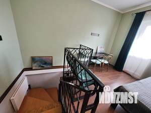 Дом 37м&sup2;, 2-этажный, участок 1 сот.  