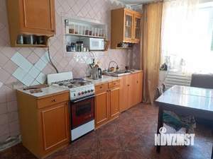 Дом 174м², 2-этажный, участок 9 сот.  