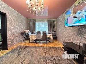 Дом 260м², 2-этажный, участок 6 сот.  
