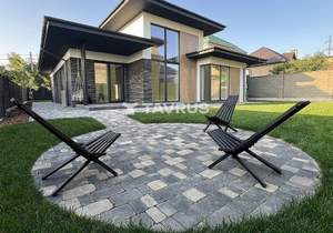 Дом 170м&sup2;, 1-этажный, участок 6 сот.  