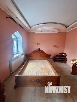 Дом 160м&sup2;, 2-этажный, участок 5 сот.  