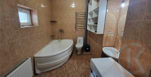Дом 320м², 2-этажный, участок 6 сот.  