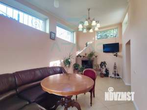 Дом 169м&sup2;, 2-этажный, участок 5 сот.  