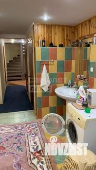 Дом 230м&sup2;, 2-этажный, участок 6 сот.  