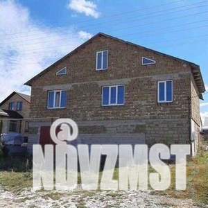 Дом 222м&sup2;, 2-этажный, участок 6 сот.  