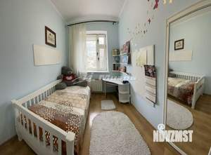 Дом 450м&sup2;, 2-этажный, участок 9 сот.  