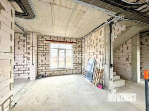 Дом 223м², 2-этажный, участок 4 сот.  