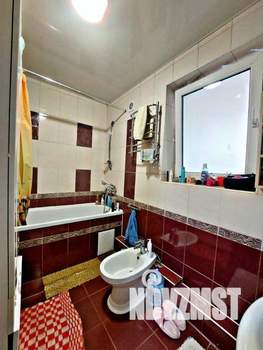 Дом 274м&sup2;, 2-этажный, участок 6 сот.  